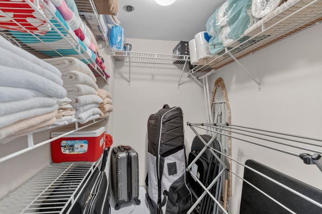 3499 Oaks Way 703, Pompano Beach, FL 33069