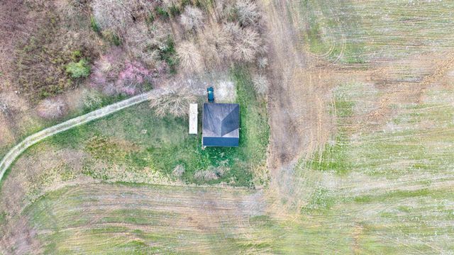 5916 E CR 700 N, Grandview, IN 47615