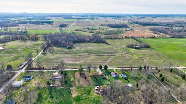 5916 E CR 700 N, Grandview, IN 47615