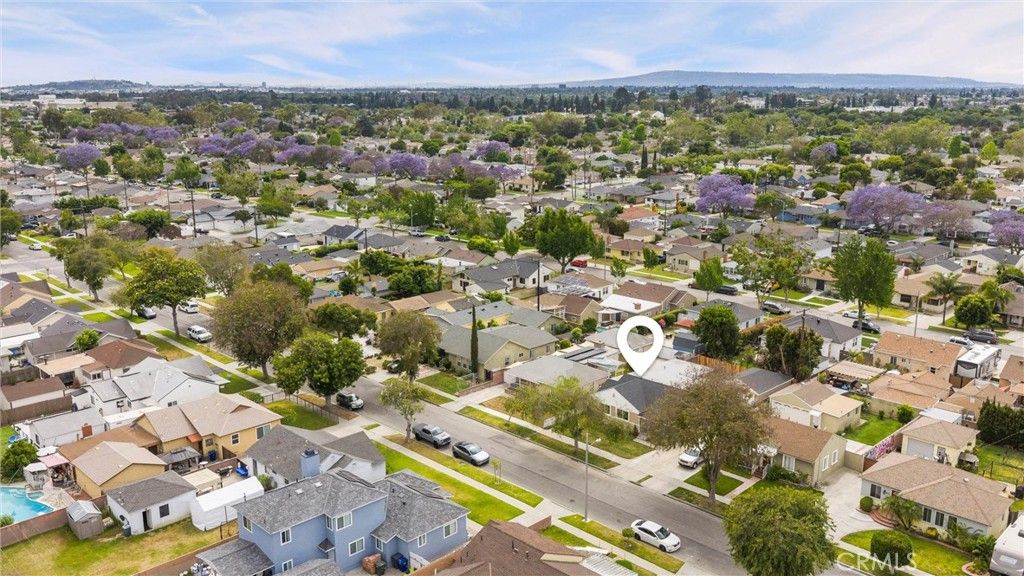 Image 25 of property listing at 6049 Whitewood Avenue, Lakewood, CA 90712
