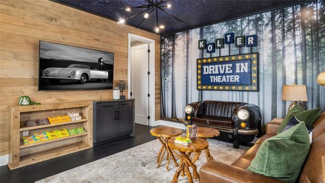 426 TURIN WAY, Lady Lake, FL 32159