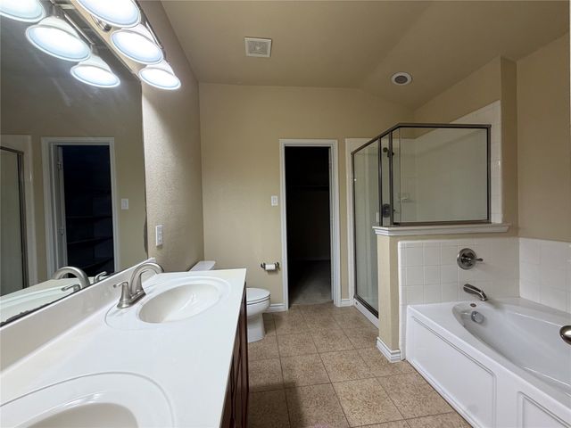 304 Serenade Lane, Euless, TX 76039