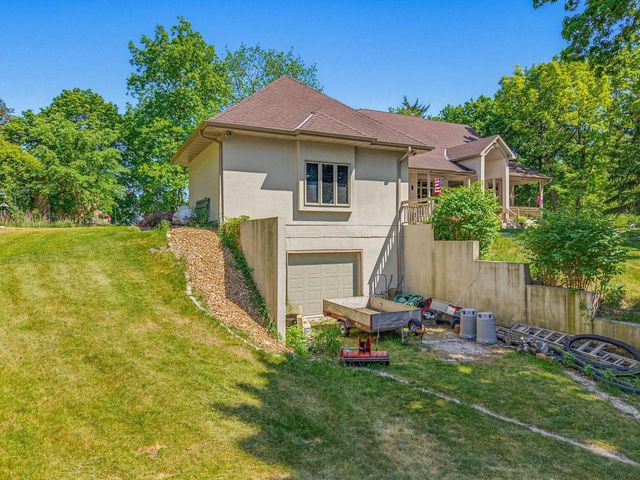 5876 N County Road C, Nashotah, WI 53058