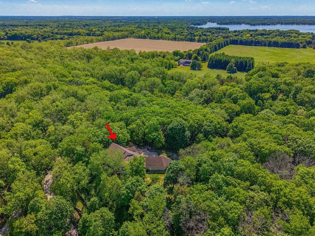 5876 N County Road C, Nashotah, WI 53058