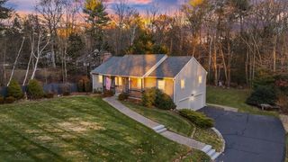 10 Judy Drive, Londonderry, NH 03053