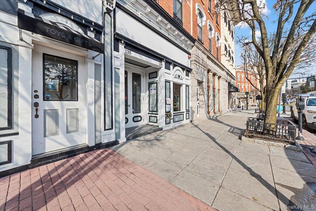 135 Main Street 201, Ossining, NY 10562 — exterior