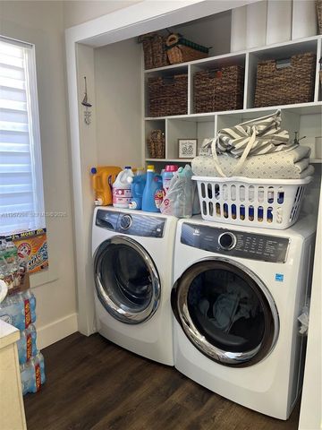 14200 SW 160th Ct, Miami, FL 33196