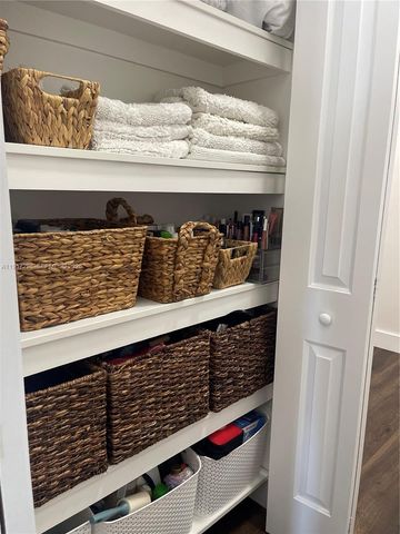 14200 SW 160th Ct, Miami, FL 33196