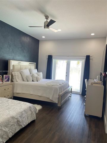 14200 SW 160th Ct, Miami, FL 33196