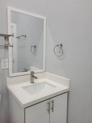 14200 SW 160th Ct, Miami, FL 33196