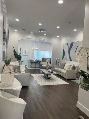 14200 SW 160th Ct, Miami, FL 33196