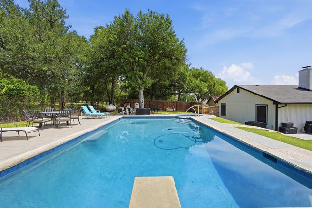 6514 Circo Drive, De Cordova, TX 76049