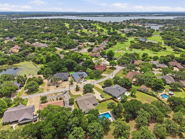 6514 Circo Drive, De Cordova, TX 76049