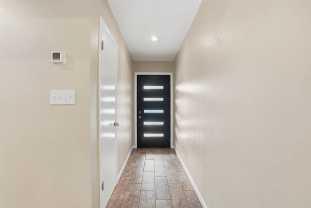 6514 Circo Drive, De Cordova, TX 76049