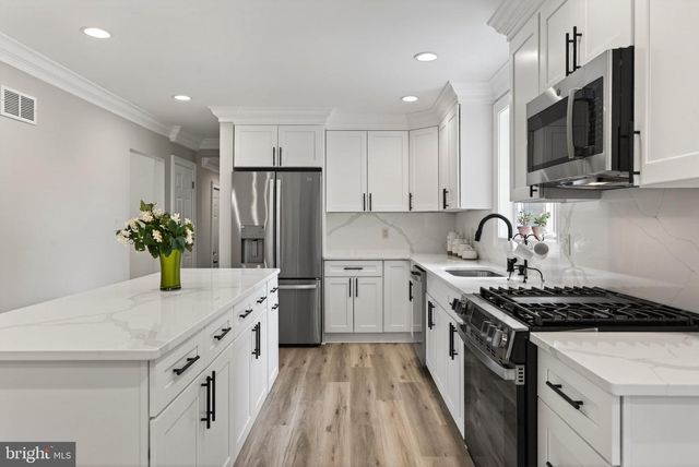 3312 ENGLEWOOD RD, Wilmington, DE 19810