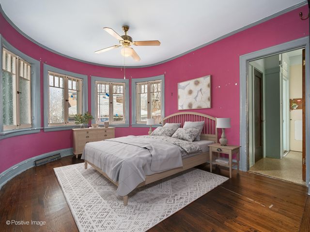 2542 W Coyle Avenue, Chicago, IL 60645