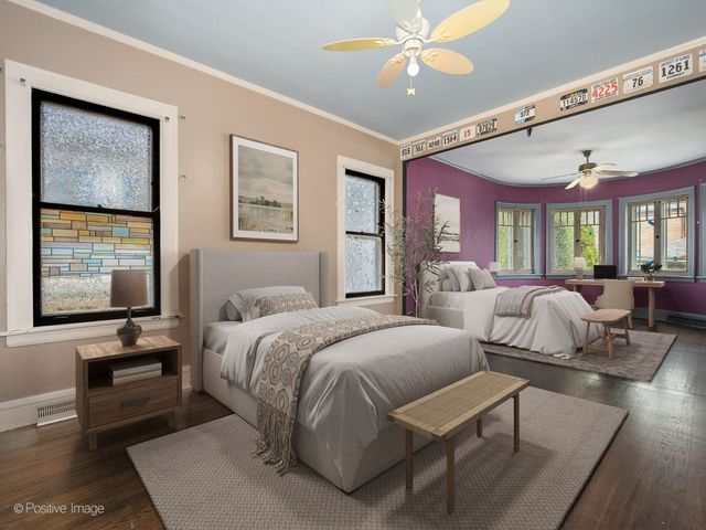 2542 W Coyle Avenue, Chicago, IL 60645