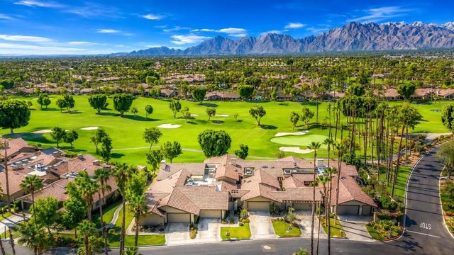 207 Bouquet Canyon Drive, Palm Desert, CA 92211