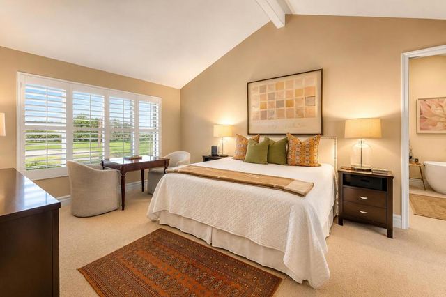 207 Bouquet Canyon Drive, Palm Desert, CA 92211