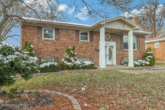 8203 Siesta Way, Louisville, KY 40219