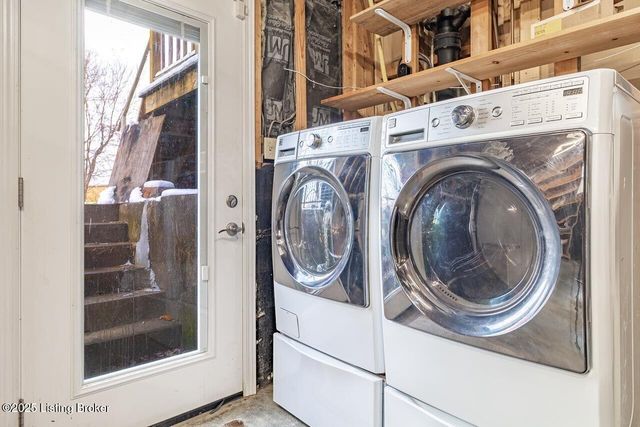 8203 Siesta Way, Louisville, KY 40219