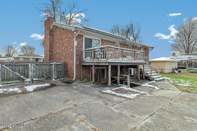 8203 Siesta Way, Louisville, KY 40219