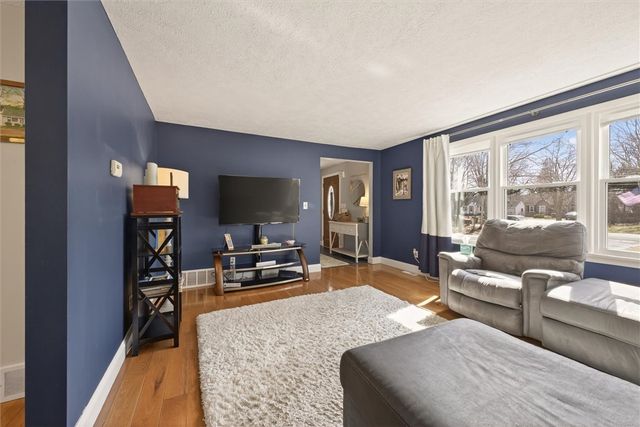 52 Chestnut Ridge Road, Chili, NY 14624