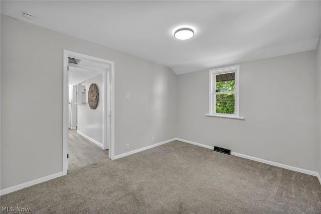 350 Kenilworth Road, Bay Village, OH 44140