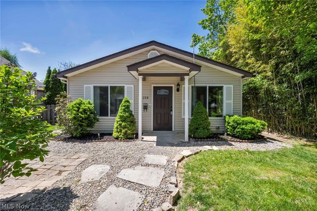 350 Kenilworth Road, Bay Village, OH 44140