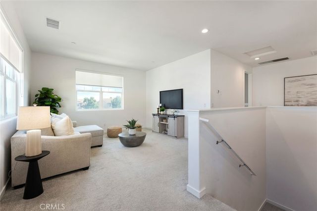 13803 La Pradera, Eastvale, CA 92880