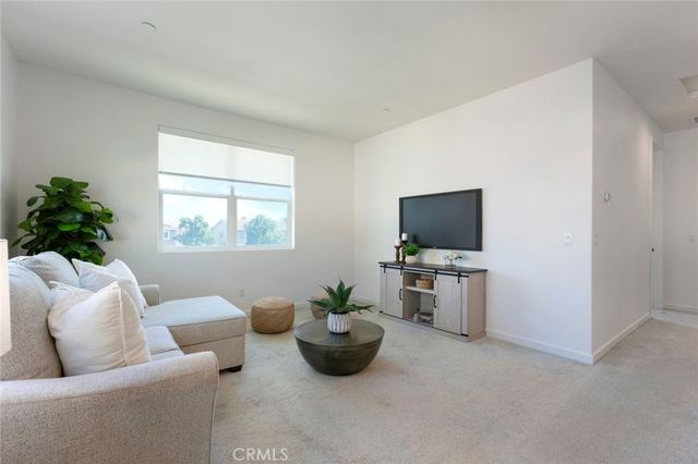 13803 La Pradera, Eastvale, CA 92880