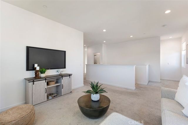 13803 La Pradera, Eastvale, CA 92880