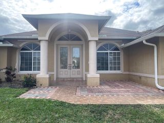 1072 SW Castaneda Lane, Port St Lucie, FL 34953
