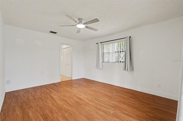 10 LESLEY LANE, Oldsmar, FL 34677