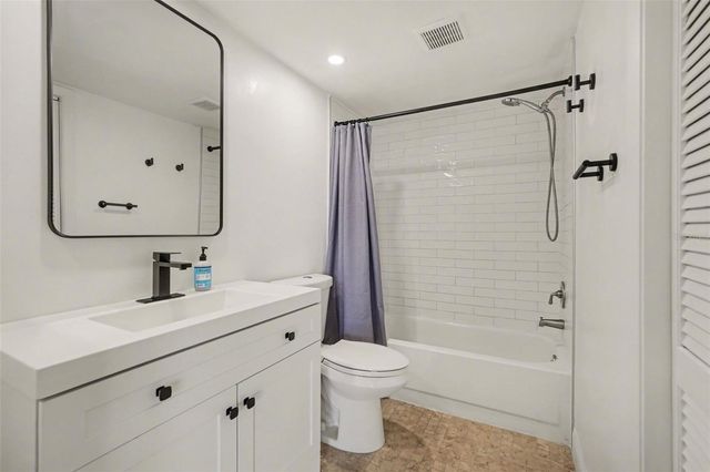 10 LESLEY LANE, Oldsmar, FL 34677