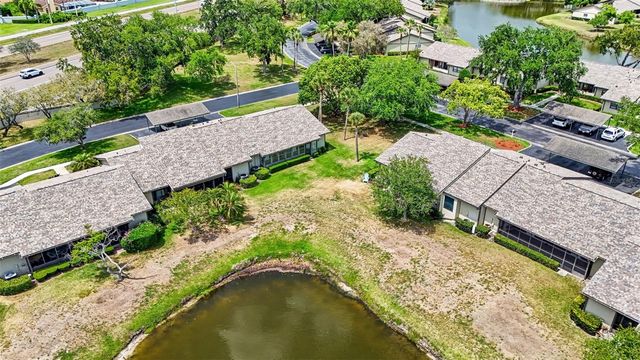 10 LESLEY LANE, Oldsmar, FL 34677