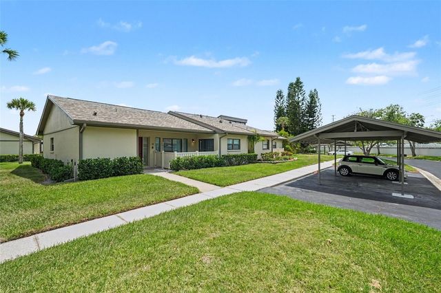 10 LESLEY LANE, Oldsmar, FL 34677