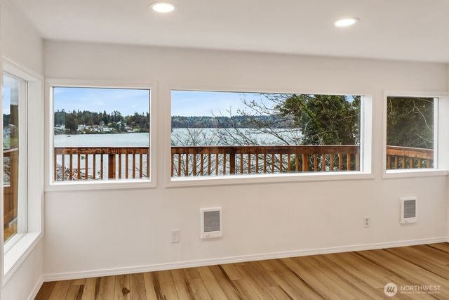 13574 S Green Street, Anacortes, WA 98221