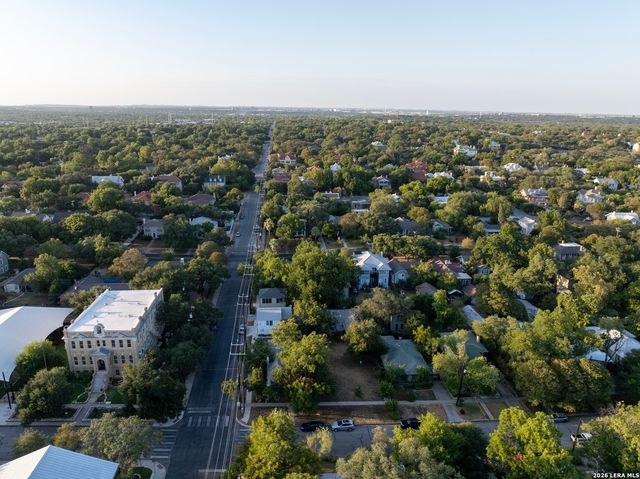 133 W HUISACHE AVE, San Antonio, TX 78212