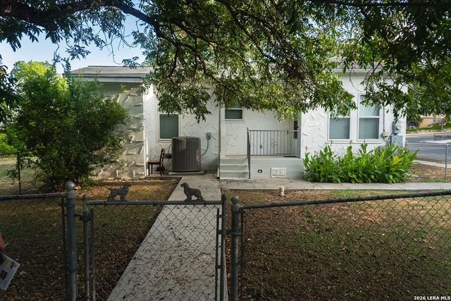 133 W HUISACHE AVE, San Antonio, TX 78212