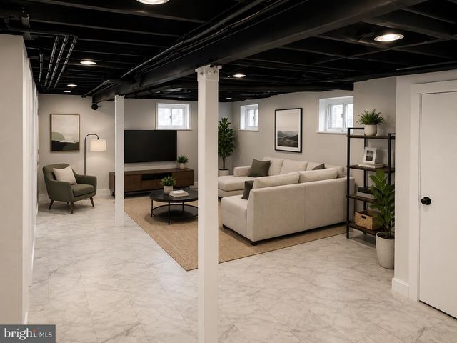 1209 GALLATIN ST NW, Washington, DC 20011
