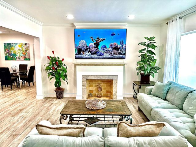 1742 NE 7th Street, Fort Lauderdale, FL 33304