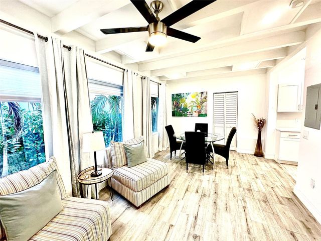 1742 NE 7th Street, Fort Lauderdale, FL 33304