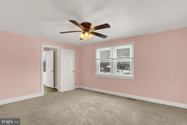 126 LOCUST ST, Elizabethville, PA 17023