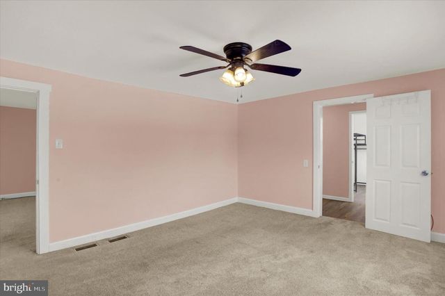 126 LOCUST ST, Elizabethville, PA 17023