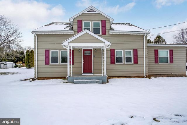 126 LOCUST ST, Elizabethville, PA 17023