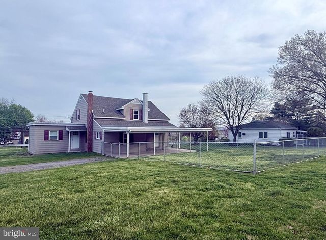 126 LOCUST ST, Elizabethville, PA 17023