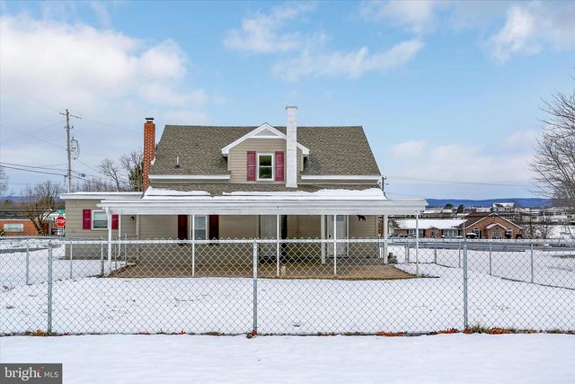 126 LOCUST ST, Elizabethville, PA 17023