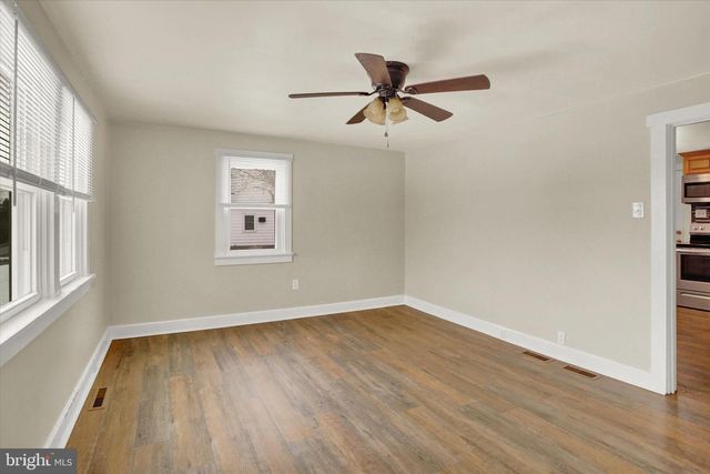 126 LOCUST ST, Elizabethville, PA 17023