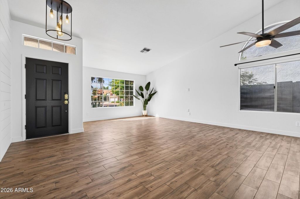 4532 E CHARLESTON Avenue, Phoenix, AZ 85032 — photo 3